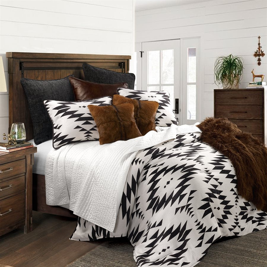 Amelia 3-Piece Comforter Set – Queen or King