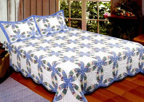 “Romantic Ring” Western Bedding Ensemble King