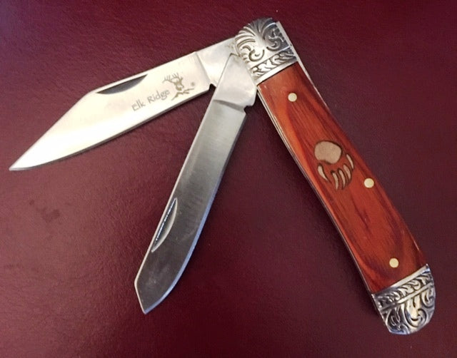 “Elk Ridge” Pocket Knife with Engraved Bolsters – Bear Claw