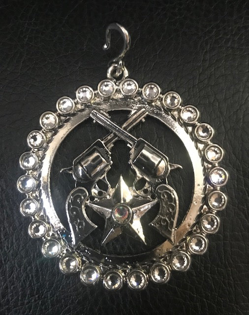 Western Silver Crossing Pistols & Star Pendant